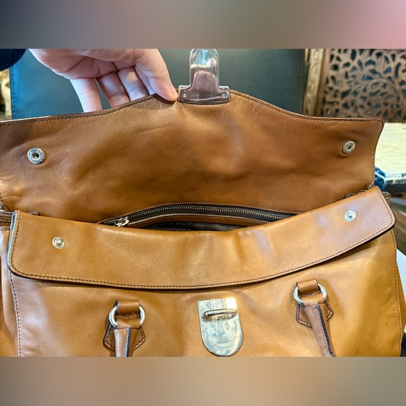 Authentic Vintage Prada Caramel Tan Soft Leather Shoulder Bag - Picture 6 of 8